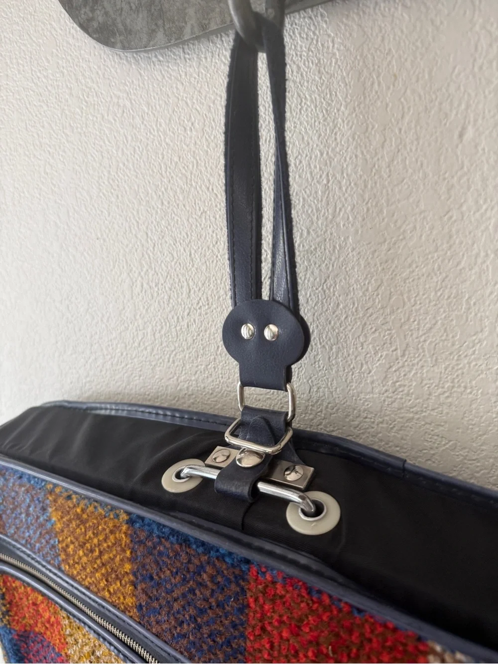 Skyway Luggage Plaid‎ Rainbow Retro Tweed Garment Bag